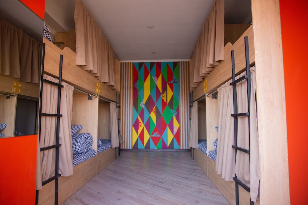 Basic Shared Dormitory, Multiple Bedrooms photo 2