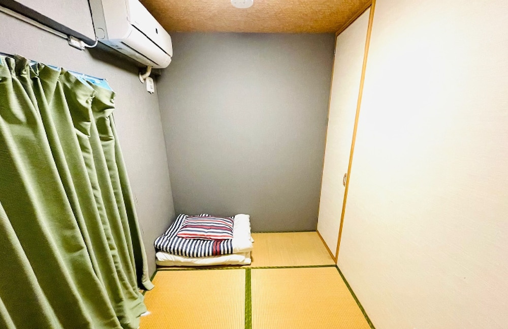 Apartment (301) - Photo 4