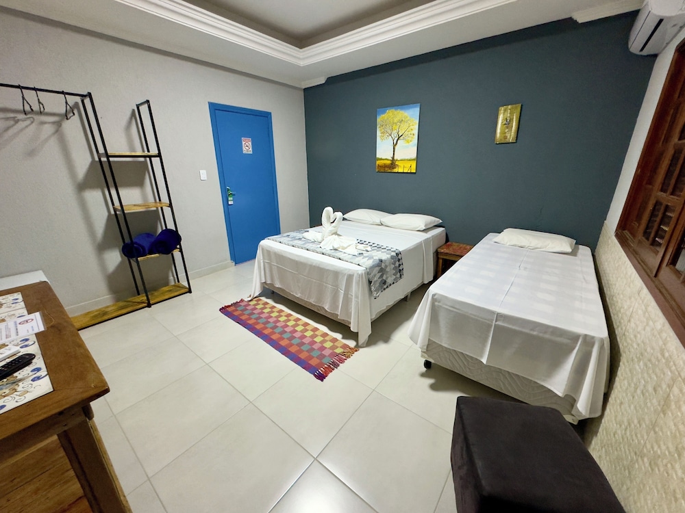 Economy Triple Room