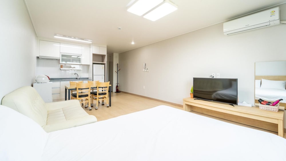 Basic Room, 1 Bedroom (203ho) - Photo 1