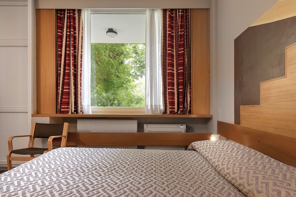Classic Double Room photo 3