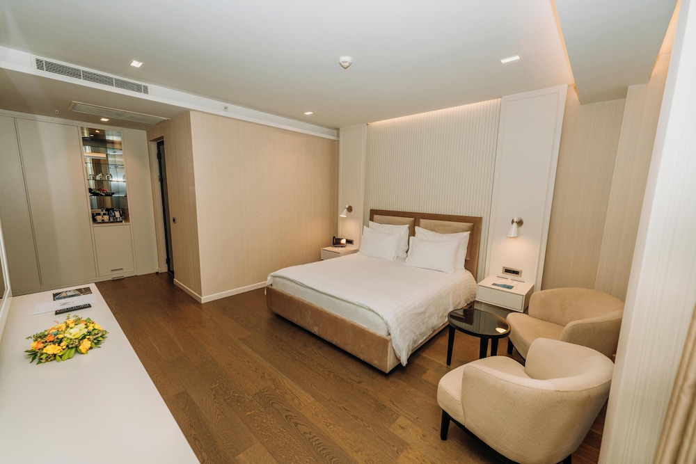 Superior Double Room, 1 Bedroom, Balcony