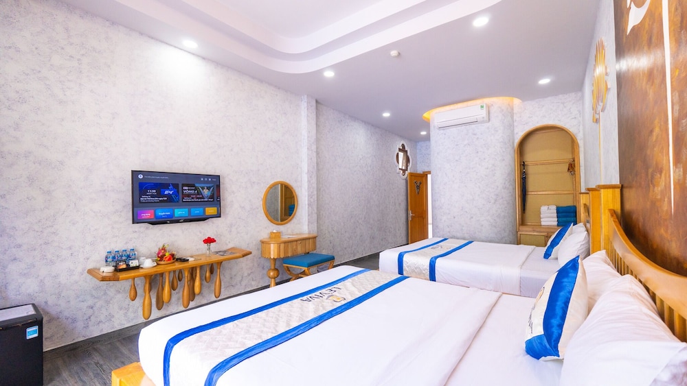 Premium Quadruple Room - Photo 4