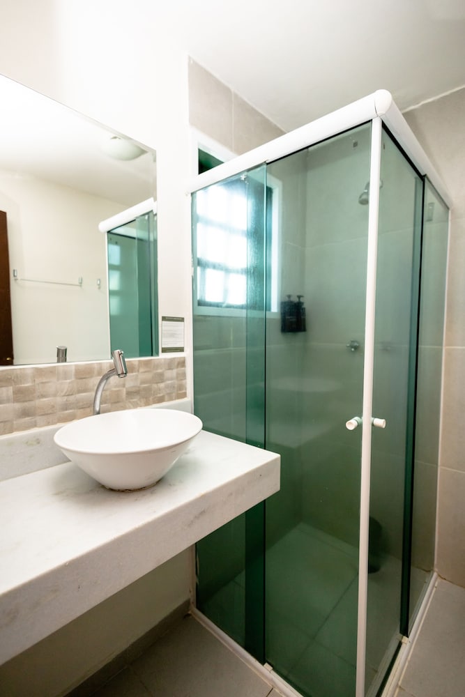 Superior Quadruple Room - Photo 4