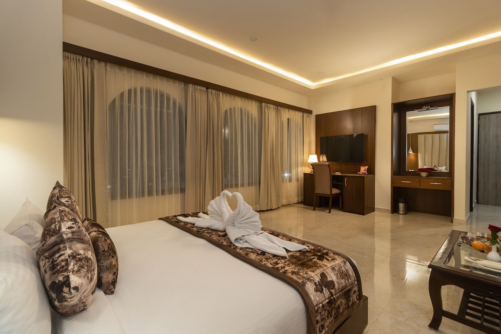 Suite - Photo 5