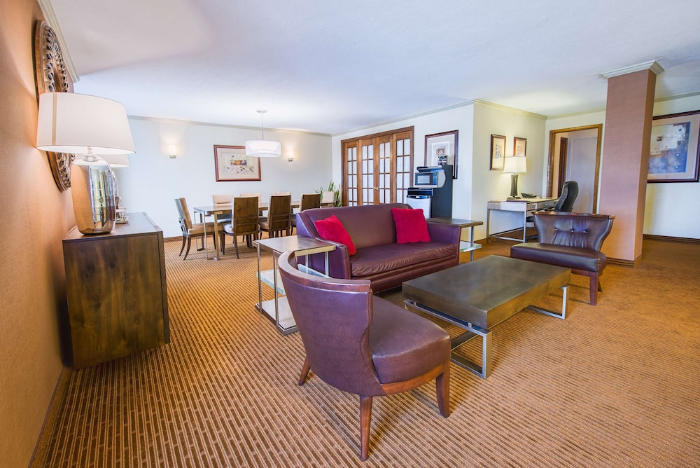 Premium Suite, 1 Bedroom, Corner photo 1