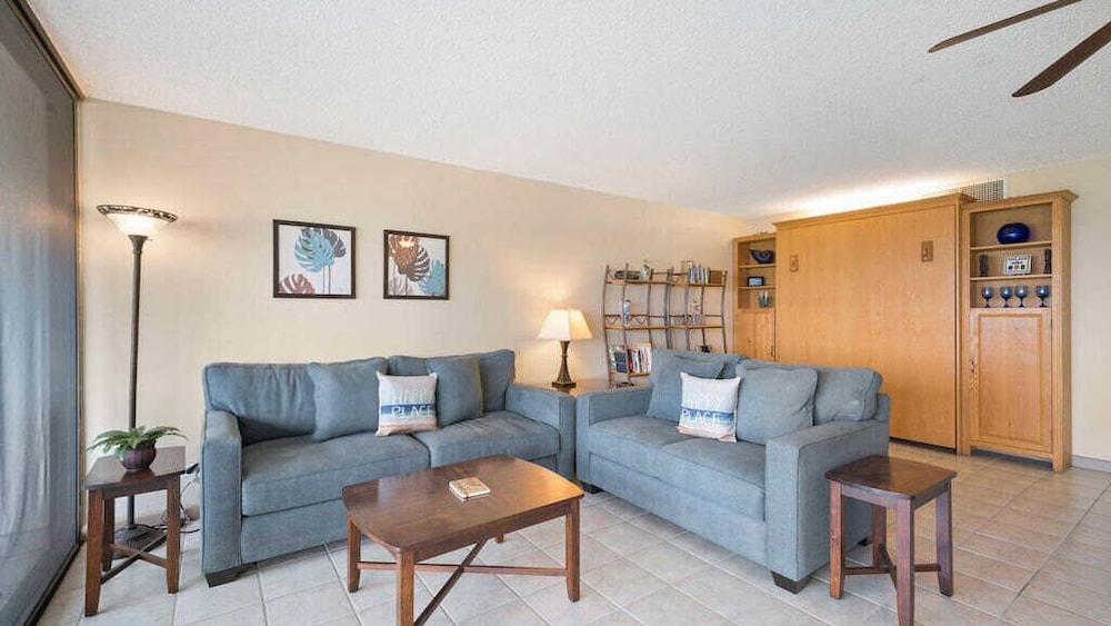 Condo, Multiple Beds, Balcony, Ocean View (Kona Alii #204) photo 3