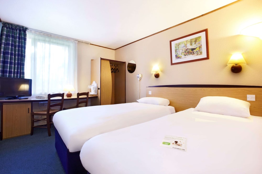 Standard Room, 2 Twin Beds photo 1