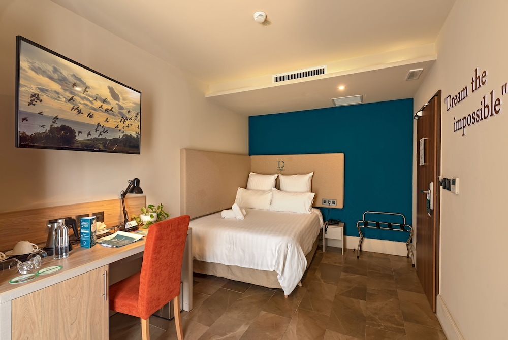 Design Single Room, Balcony