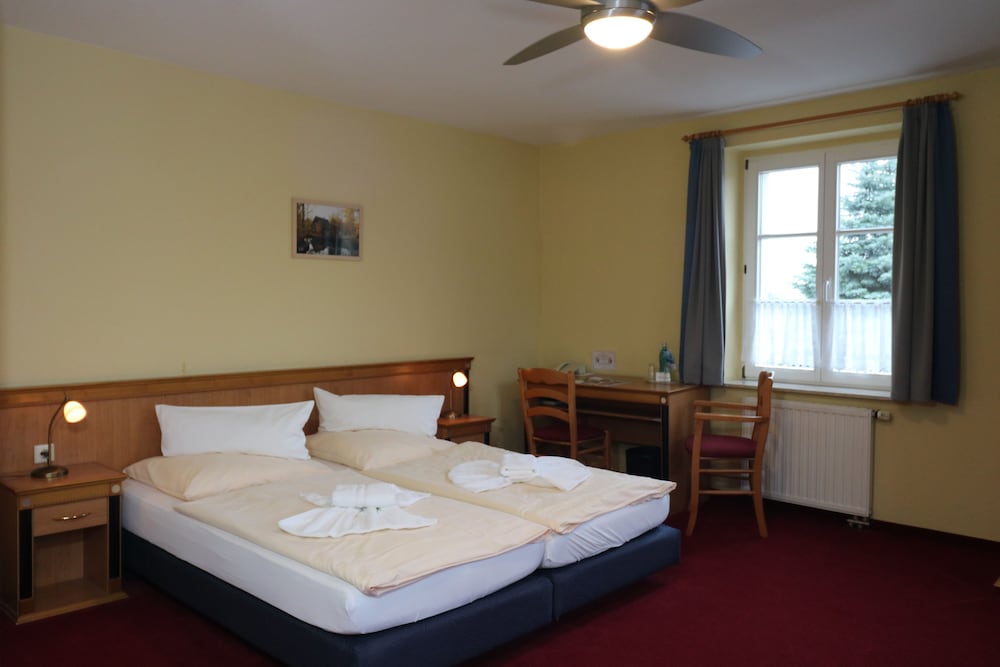 Triple Room photo 2