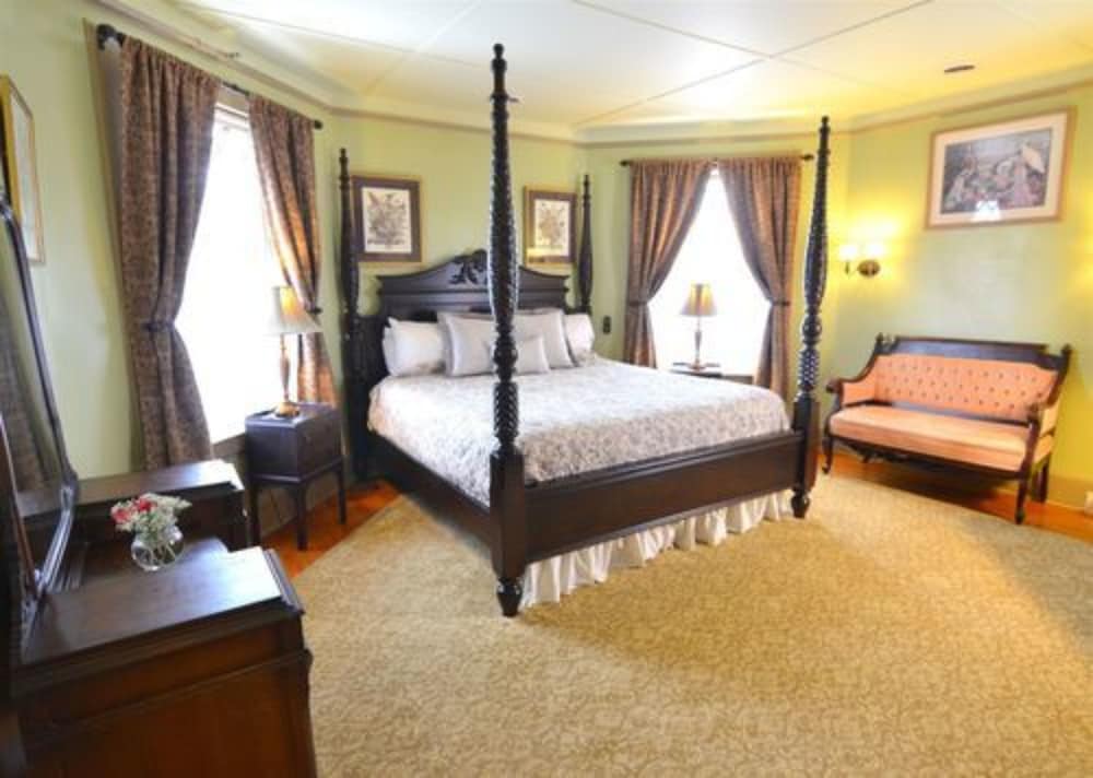 Room (Linda) photo 1