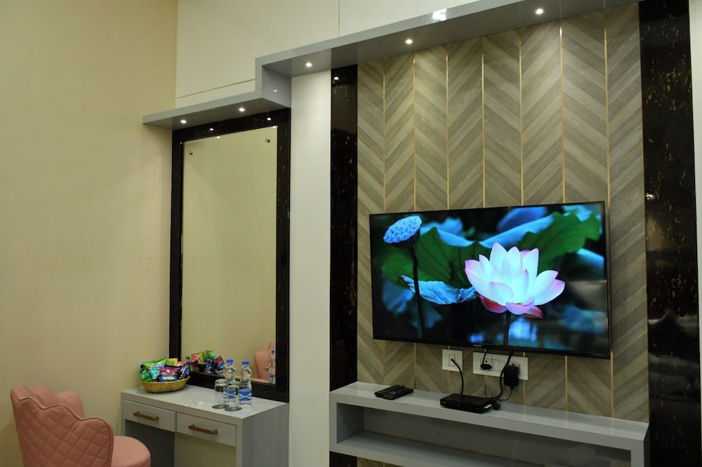Suite - Photo 4