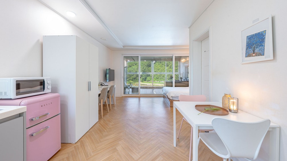 Basic Room, 1 Bedroom (spa(random1)) - Photo 8