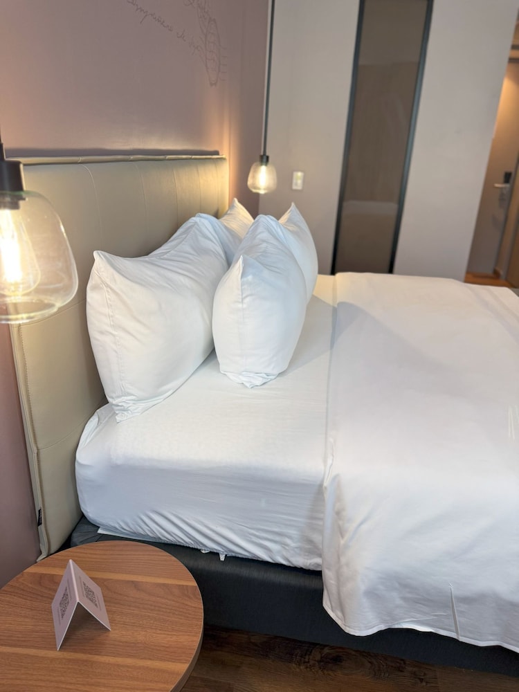 Business Double Room, City View - Photo 2