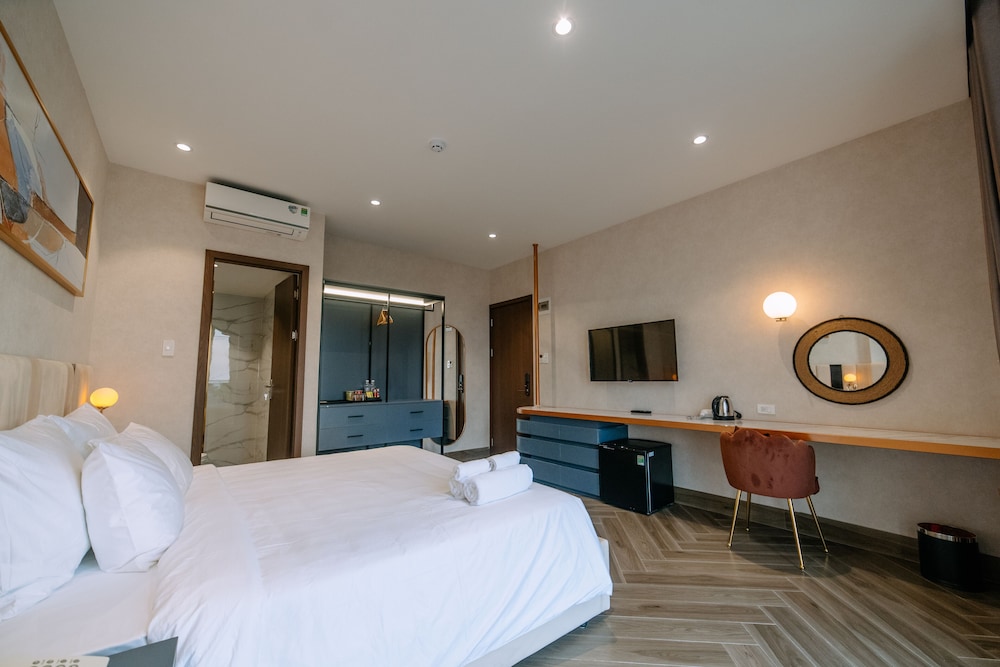 Deluxe Double or Twin Room photo 2