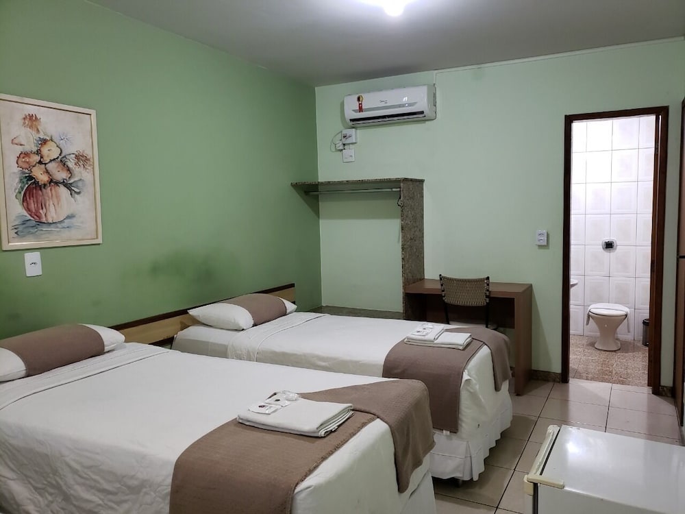Twin Room - Photo 4