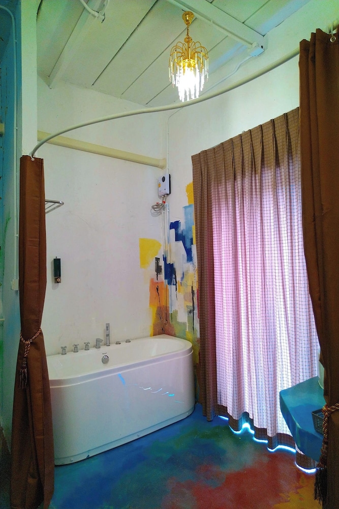 Standard Room - Photo 17