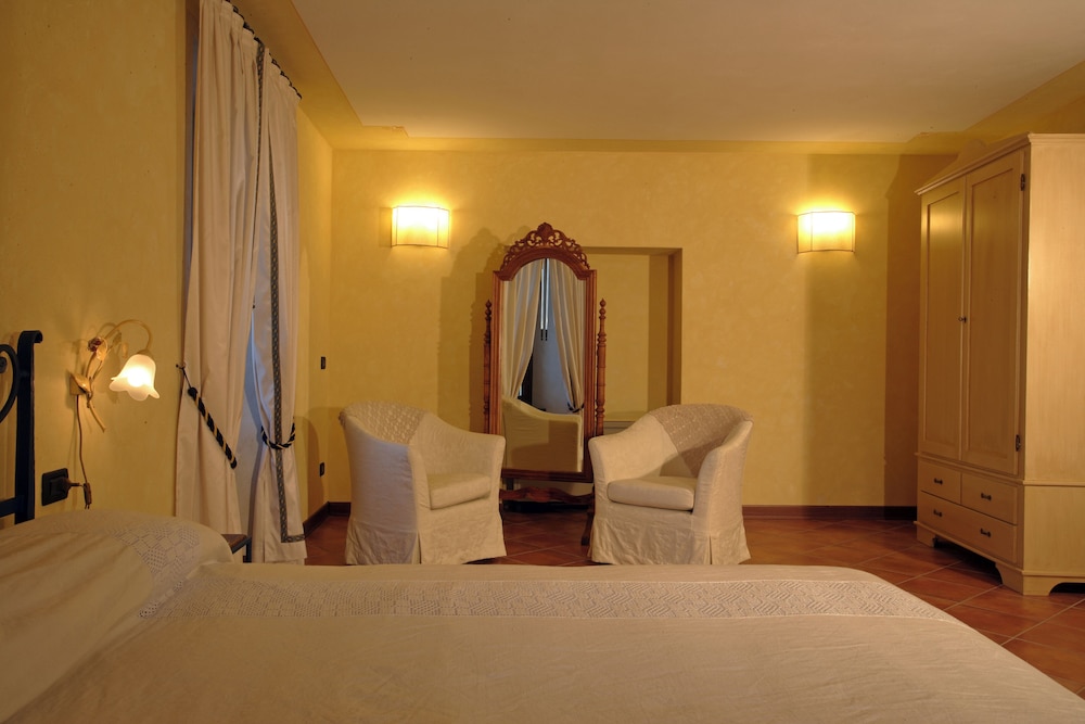 Superior Double Room, 1 Double Bed, Vineyard View photo 3