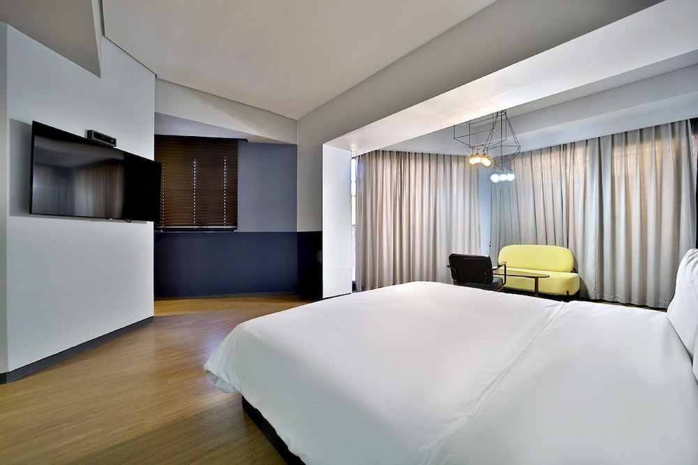 Royal Double Room (Check-in time 6PM) photo 1