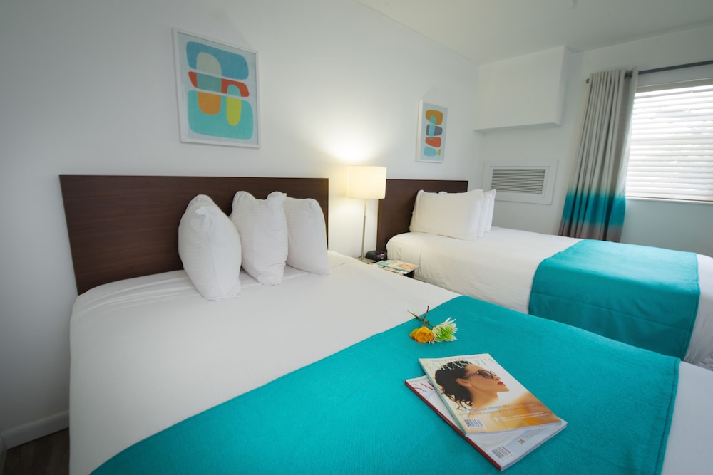 Nonsmoking Double Suite photo 3