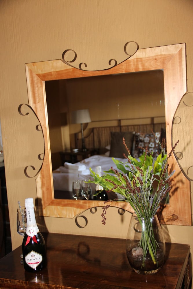 Family Chalet (Four Sleeper) photo 2