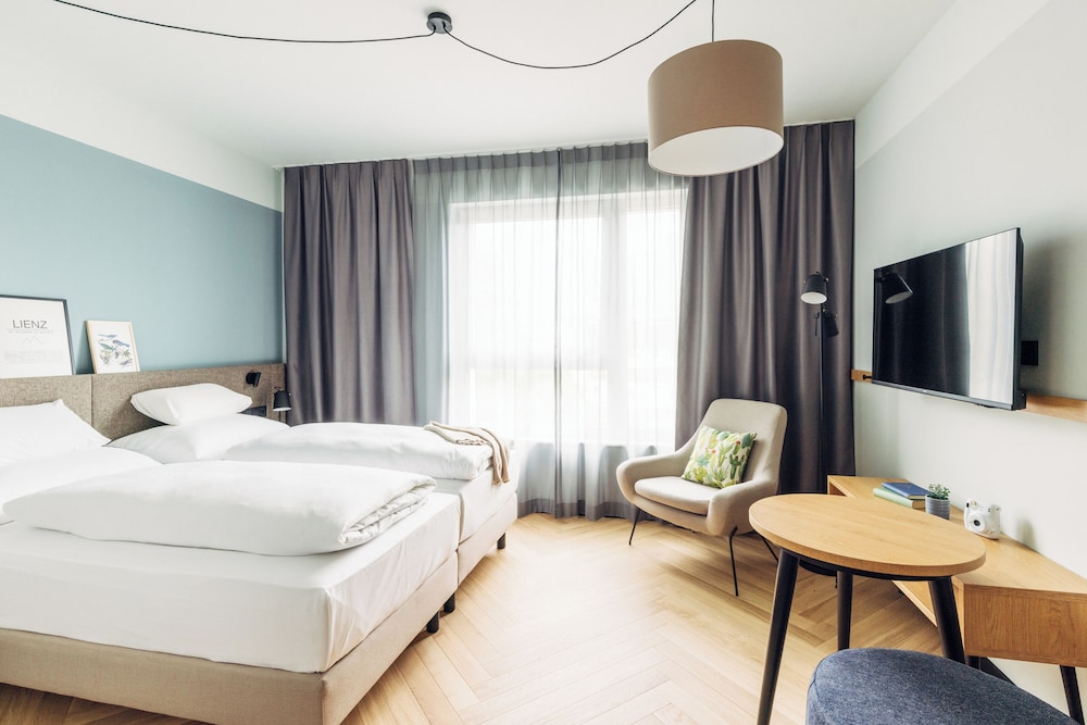 Standard Double or Twin Room photo 1