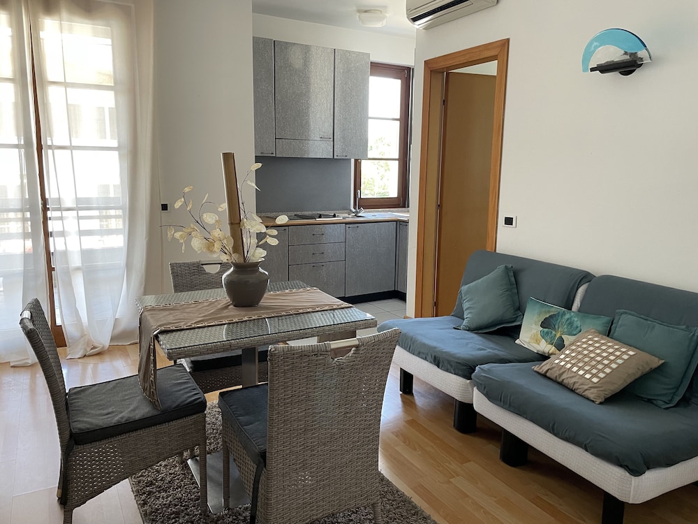 Panoramic Condo photo 1
