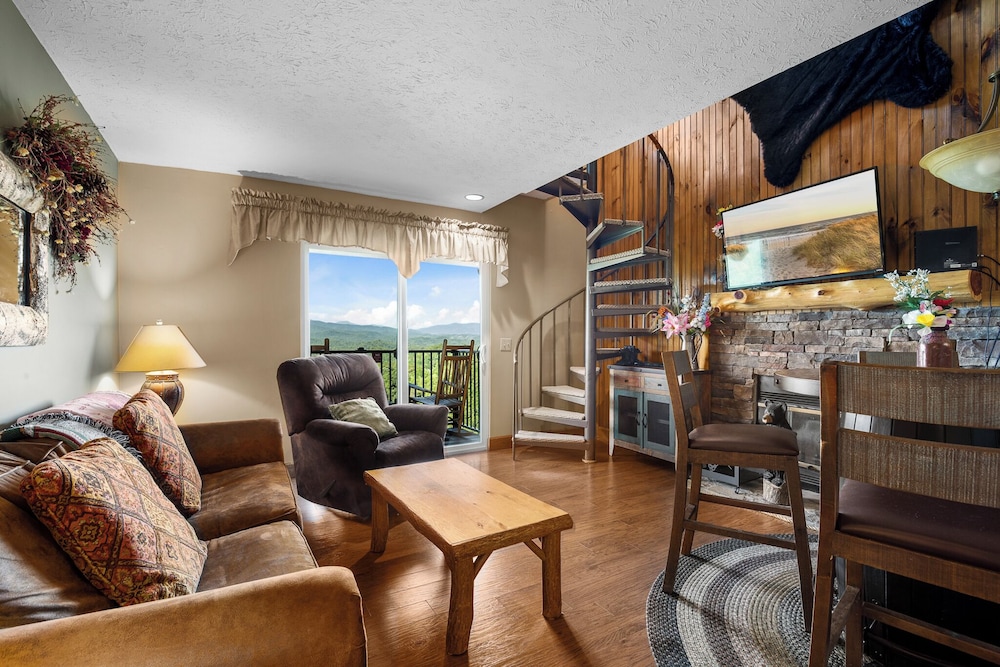 Condo, Multiple Beds, Balcony, Mountain View (#E308 - No Pets Allowed)