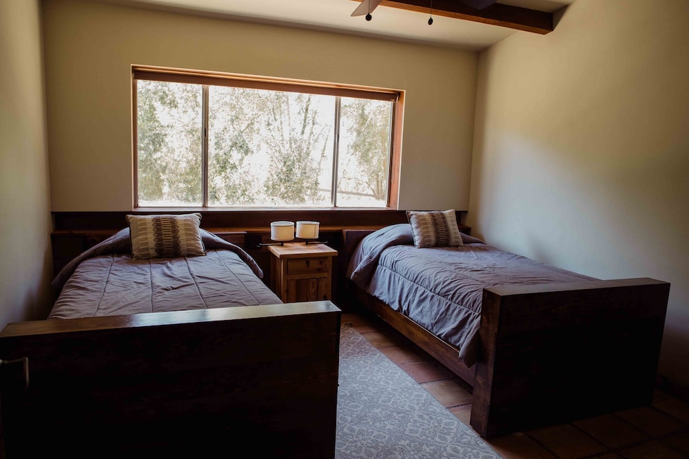 Casa familiar, 4 habitaciones photo 2