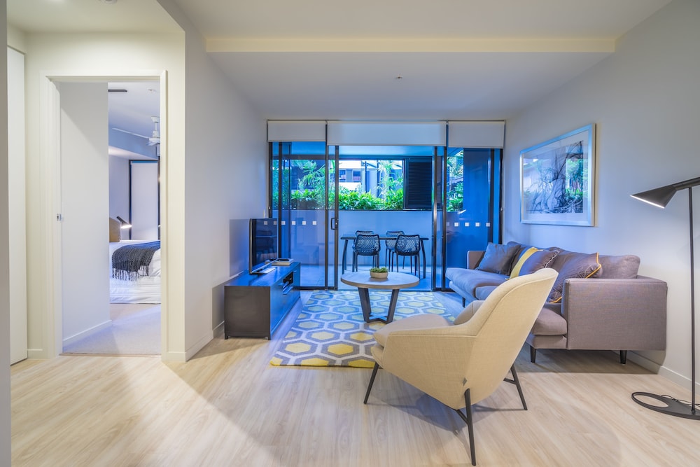 Two Bedroom Two Bathroom Ground Floor Terrace Apartment