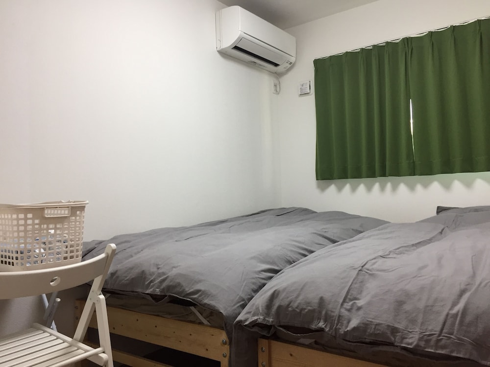 Standard Twin Room photo 2