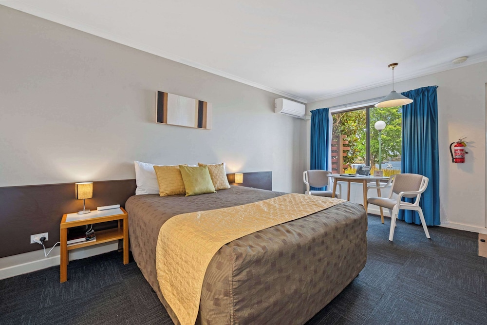Room, Multiple Beds - Photo 4