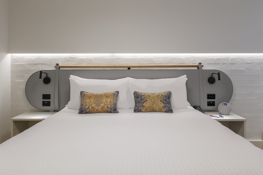 Suite, 1 King Bed