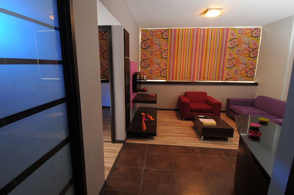 Deluxe Suite photo 3