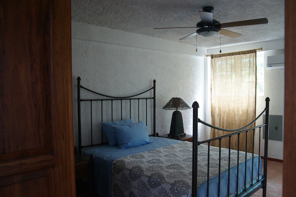 Family Apartment, 2 Bedrooms, Non Smoking photo 2