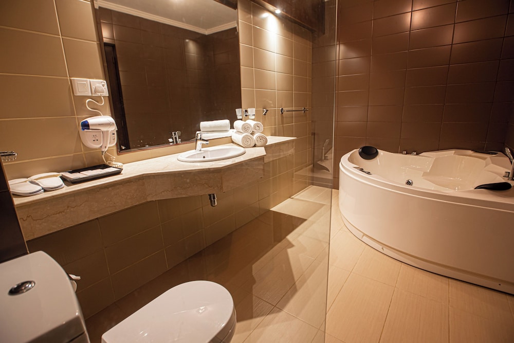 Sea View Suites photo 3