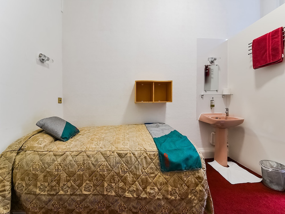 Economy Single Room, 1 Twin Bed photo 3