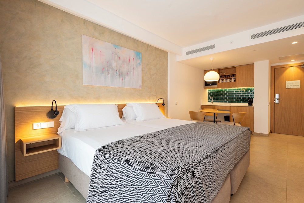 Estudio Premium, Vista a la Piscina