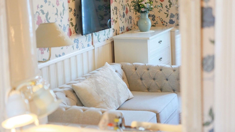 Family Room (5 beds) photo 1
