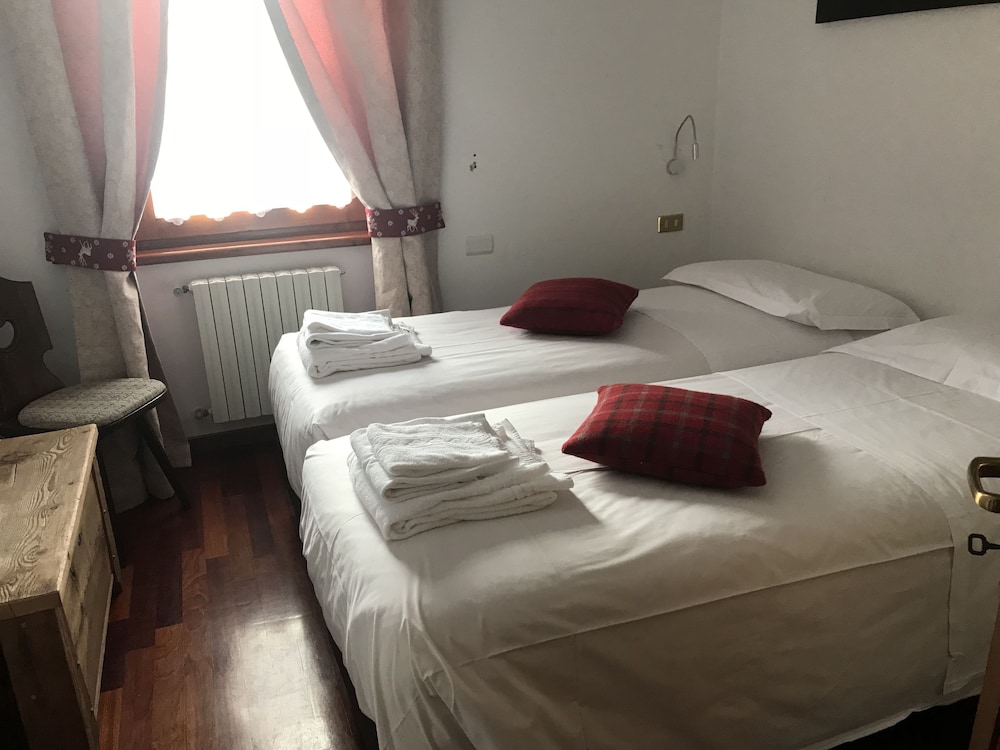 Family Apartment, 3 Bedrooms, Kitchen photo 2