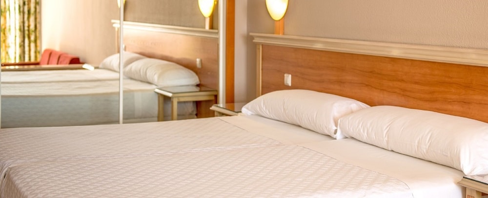 Basic Double Room Single Use thumbnail 5