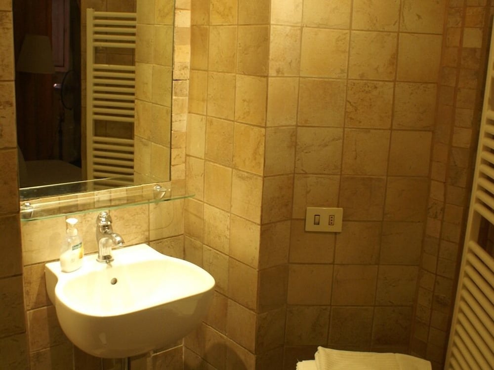 Premier Triple Room, Ensuite, Garden View photo 2