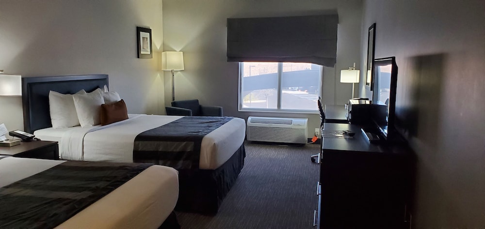 Exclusive Room, 2 Queen Beds, Non Smoking, Lake View photo 3