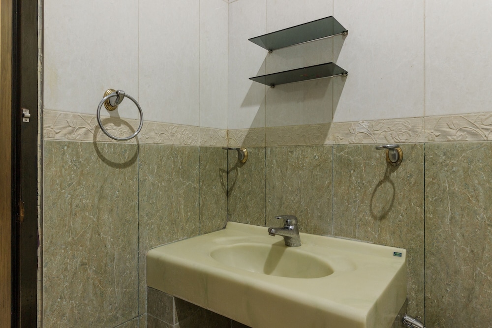 Premium Room - Photo 6