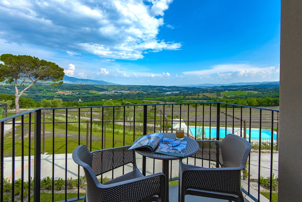 Panoramic Suite, Terrace - Photo 4