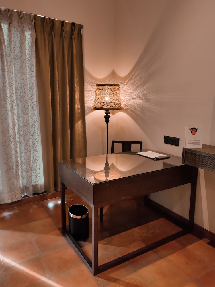 Deluxe Twin Room - Photo 3