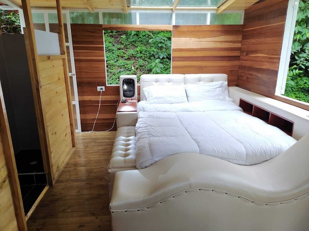 Exclusive Cabin, 1 Double Bed, Jetted Tub, Mountain View photo 1