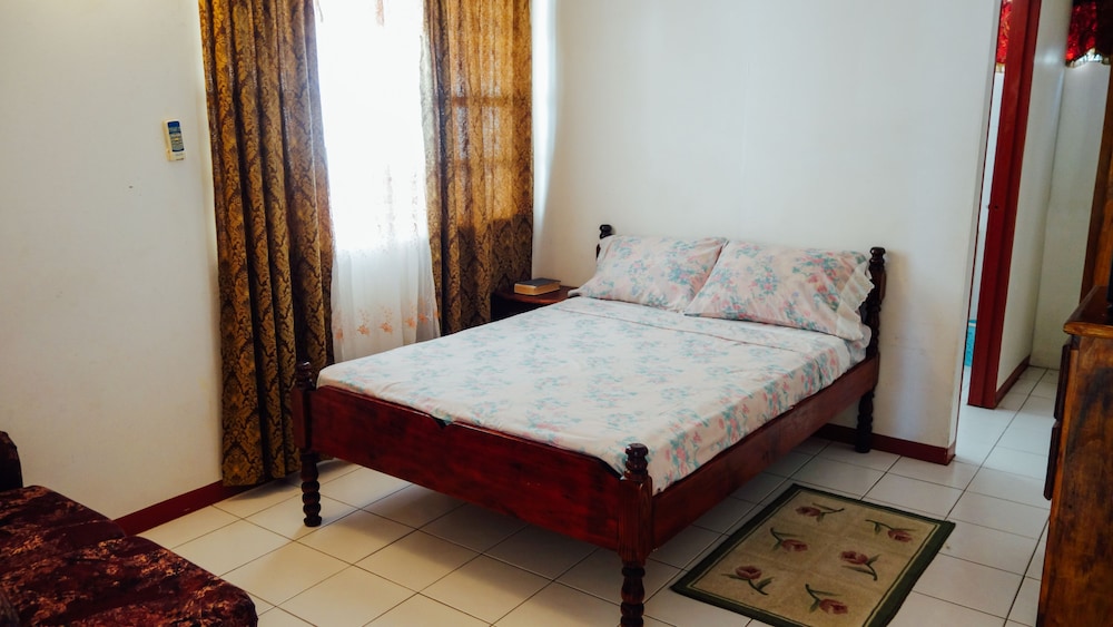 Standard Cottage, 1 Double Bed, Non Smoking, Partial Ocean View photo 1