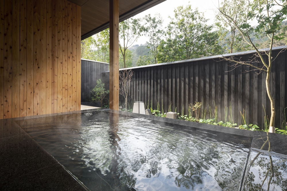 Japanese-Style Room with Outdoor Bath RB2, for 2 Guests photo 3