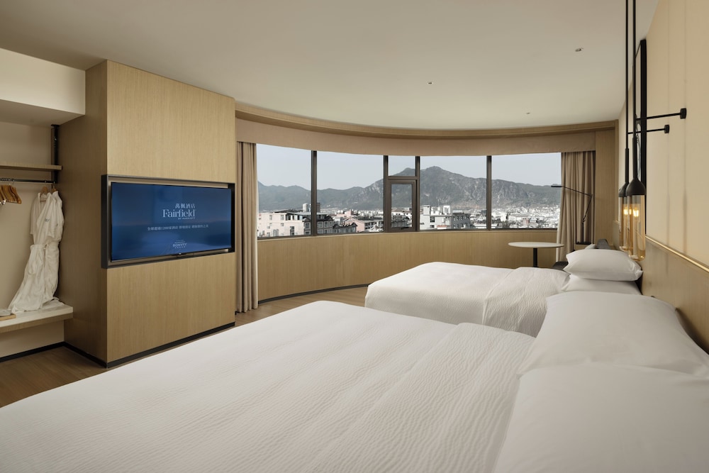 Family Suite, 2 Double Beds, City View photo 1